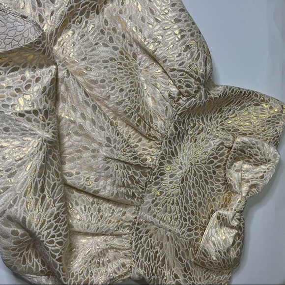 𝅺⭐️ 3/$25 ⭐️Forever 21 Gold Strapless Dress With a Bow Size M - Picture 6 of 10